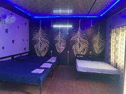 Hills Queen Resort & Camping