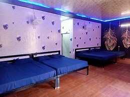 Hills Queen Resort & Camping