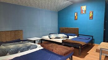 Hills Queen Resort & Camping