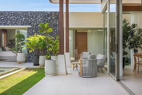Luxury 4BR Pool Villa Botanica Prestige