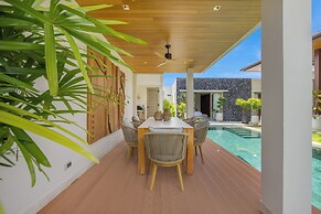 Luxury 4BR Pool Villa Botanica Prestige