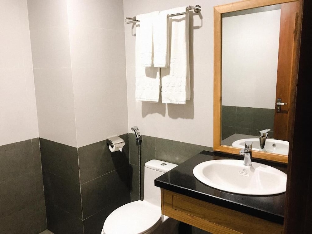 Hoai Thuong Hotel