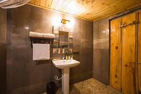 ELIVAAS Zephyr Luxury cottages