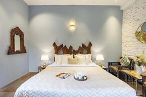 ELIVAAS Zephyr Luxury cottages