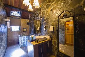 ELIVAAS Zephyr Luxury cottages