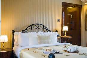 ELIVAAS Zephyr Luxury cottages