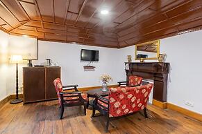 Alaya Stays The Hive Cottage