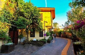 Antalya Marina Hostel