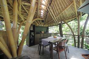 Babakan Hill Villas