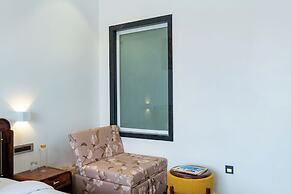 ELIVAAS Terra Estate 10 BHK Villa