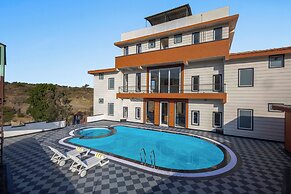 ELIVAAS Terra Estate 10 BHK Villa
