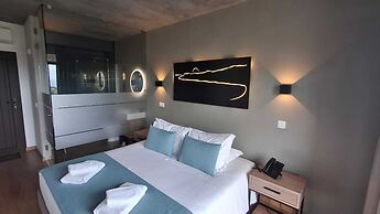 Refúgio dos Capelinhos Villa & Suites