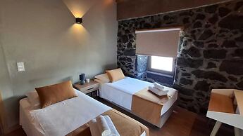Refúgio dos Capelinhos Villa & Suites