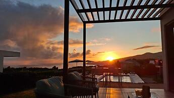 Refúgio dos Capelinhos Villa & Suites