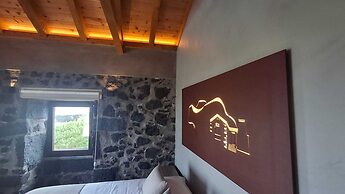 Refúgio dos Capelinhos Villa & Suites