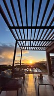 Refúgio dos Capelinhos Villa & Suites