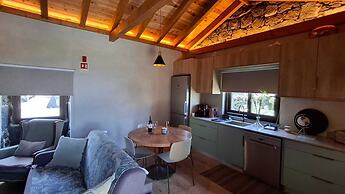 Refúgio dos Capelinhos Villa & Suites