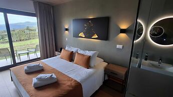 Refúgio dos Capelinhos Villa & Suites