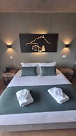 Refúgio dos Capelinhos Villa & Suites