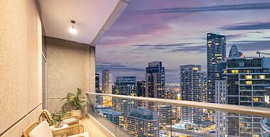 LUX  The Aurora Marina View Suite