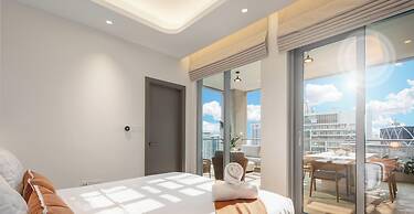 LUX  The Aurora Marina View Suite