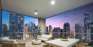 LUX  The Aurora Marina View Suite