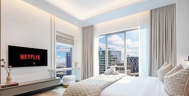 LUX  The Aurora Marina View Suite
