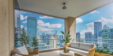 LUX  The Aurora Marina View Suite