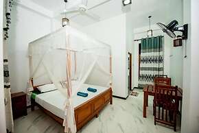 Wake N Flow, Hiriketiya