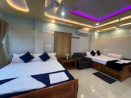 Hotel Raj