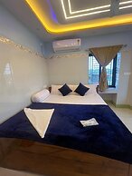 Hotel Raj