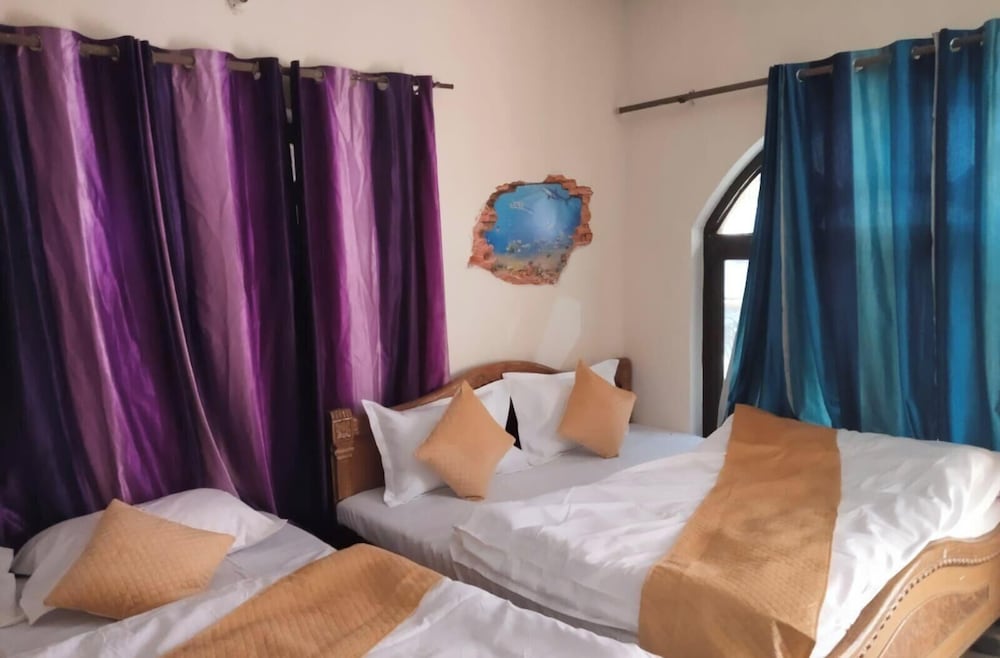 Hotel New Pandey Inn