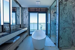 St. The Suite Yangyang