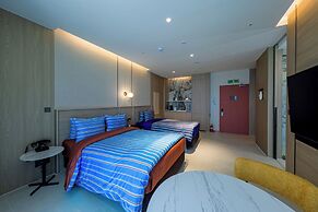 St. The Suite Yangyang