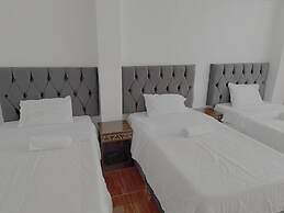 Hostal Mónaco