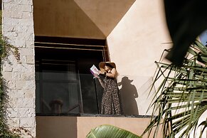 Hotel Amaya