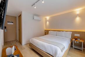 Casa Hugo by Capitalia