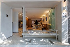Casa Hugo by Capitalia