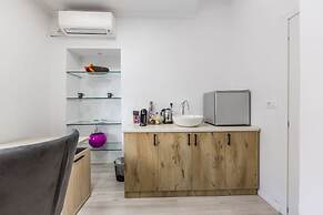 Central Comfy Spot Studio for 2 With Wi-fi