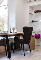 Central Comfy Spot Studio for 2 With Wi-fi