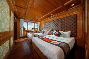 Sunlight Premium Cruise Cat Ba