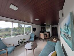 The Lakeside Stay