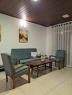 The Lakeside Stay