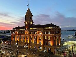 Location, Location, Loctation, AK CBD Harbour Edge