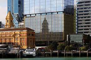 Location, Location, Loctation, AK CBD Harbour Edge