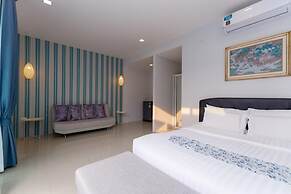 Lespalm Resort by Vacayandco