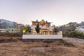 Alaya Stays Rainmist 4BHK PetFriendly