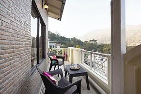 Alaya Stays Rainmist 4BHK PetFriendly