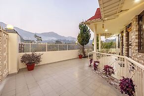 Alaya Stays Rainmist 4BHK PetFriendly