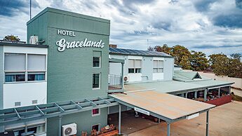 Hotel Gracelands